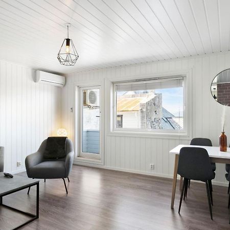 Centrum Apartment Ålesund Exteriör bild